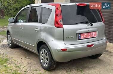 Хэтчбек Nissan Note 2008 в 