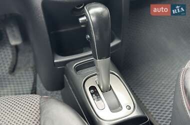 Хэтчбек Nissan Note 2008 в 