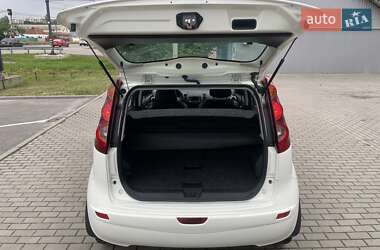 Хетчбек Nissan Note 2012 в 