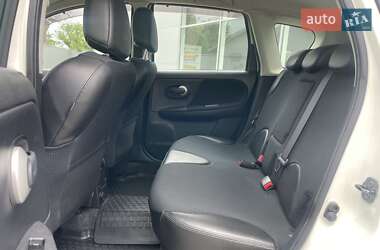 Хетчбек Nissan Note 2012 в 