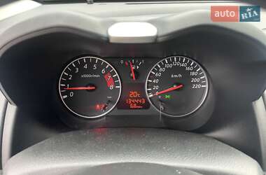 Хетчбек Nissan Note 2012 в 