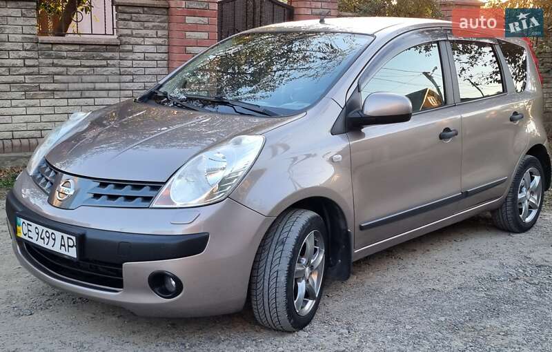 Хэтчбек Nissan Note 2006 в Черновцах