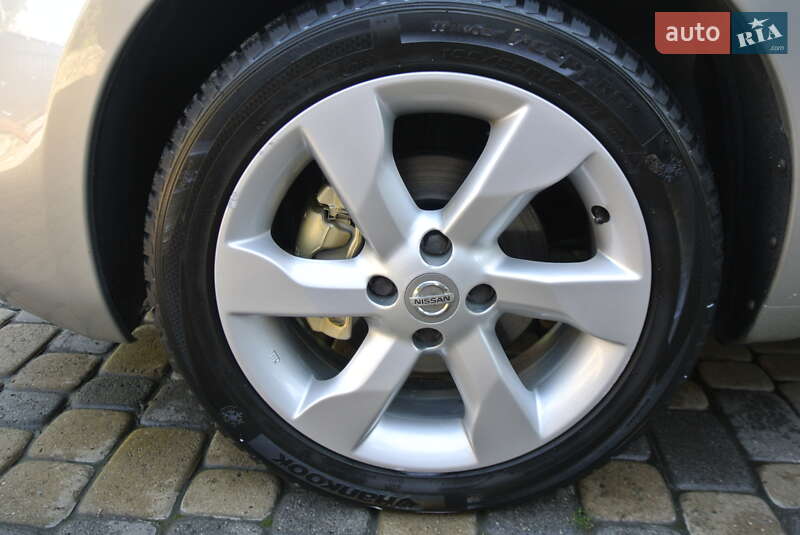 Хэтчбек Nissan Note 2009 в Черновцах