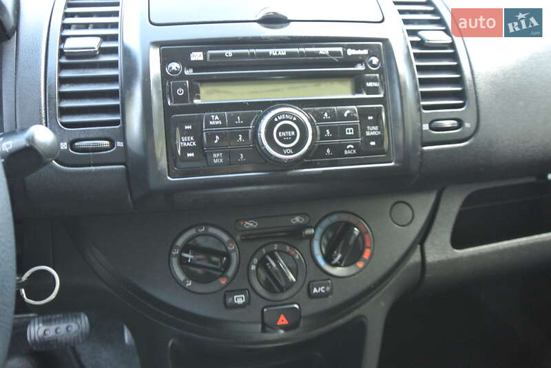 Хэтчбек Nissan Note 2009 в Черновцах