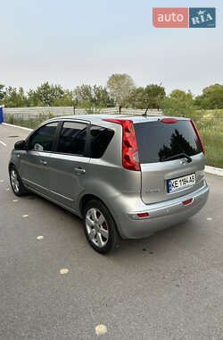 Хэтчбек Nissan Note 2008 в 