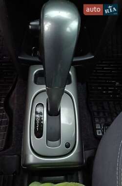 Хэтчбек Nissan Note 2008 в 