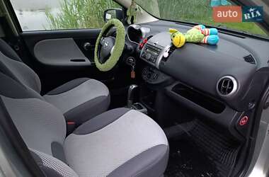 Хэтчбек Nissan Note 2008 в 