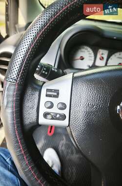 Хэтчбек Nissan Note 2007 в 