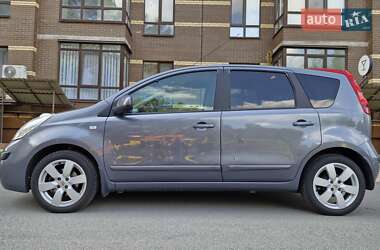 Хетчбек Nissan Note 2007 в 