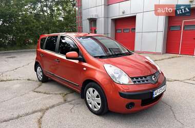 Хетчбек Nissan Note 2006 в 