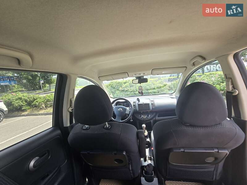 Хэтчбек Nissan Note 2006 в Вышгороде