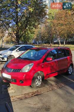 Хэтчбек Nissan Note 2008 в Чернигове