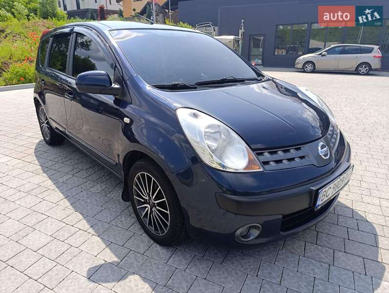 Хэтчбек Nissan Note 2006 в Львове