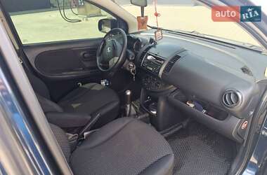 Хэтчбек Nissan Note 2006 в 