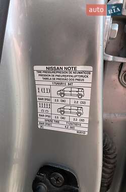 Хетчбек Nissan Note 2010 в 