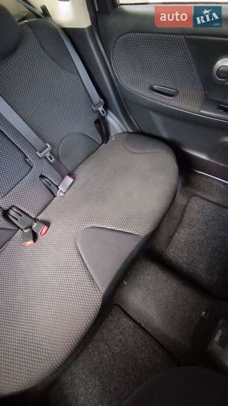 Хетчбек Nissan Note 2008 в Одесі