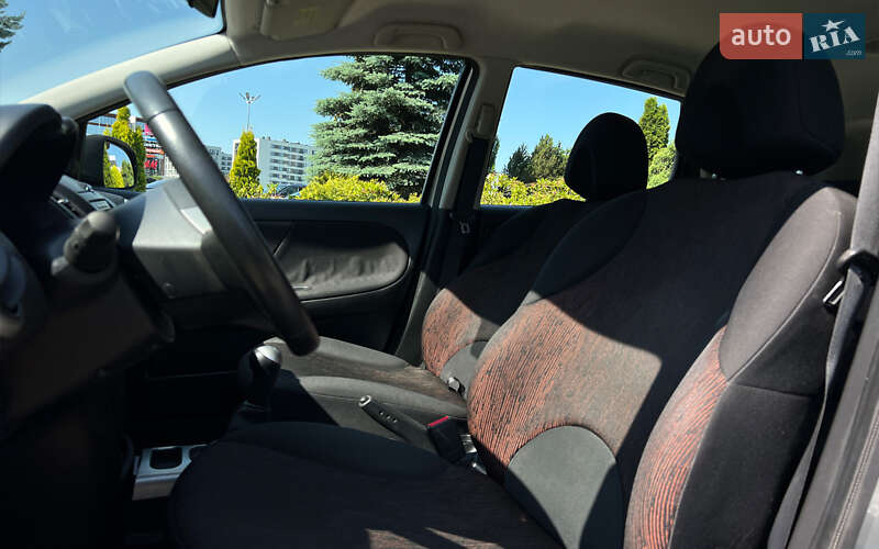 Хетчбек Nissan Note 2010 в Львові