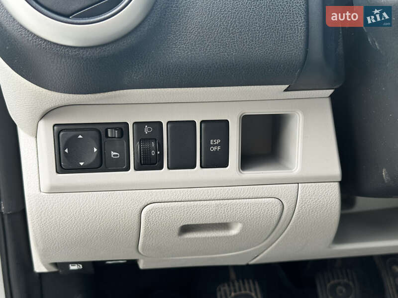 Хетчбек Nissan Note 2009 в Вінниці