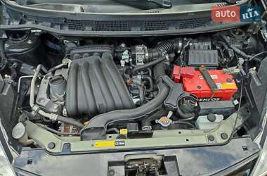 Хэтчбек Nissan Note 2012 в Ровно