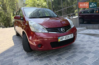 Хэтчбек Nissan Note 2011 в Запорожье