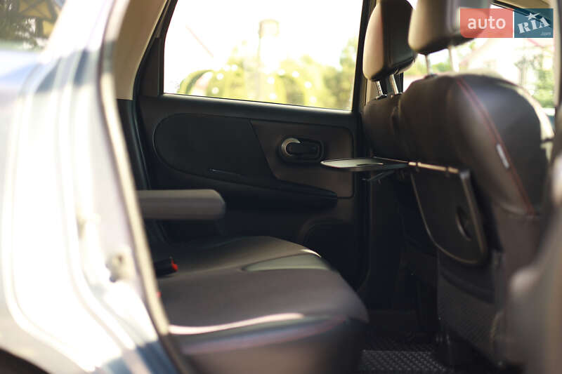 Хетчбек Nissan Note 2007 в Львові