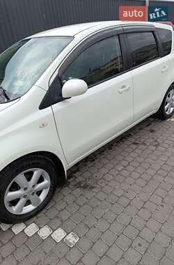 Хэтчбек Nissan Note 2012 в Днепре