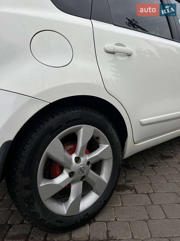 Хетчбек Nissan Note 2010 в Львові
