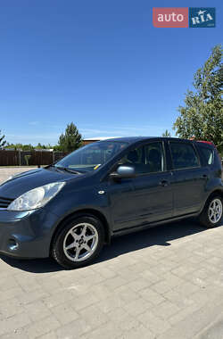 Хетчбек Nissan Note 2012 в Івано-Франківську