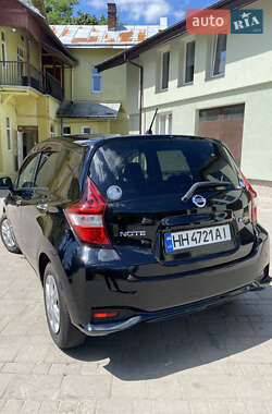 Хэтчбек Nissan Note 2017 в 