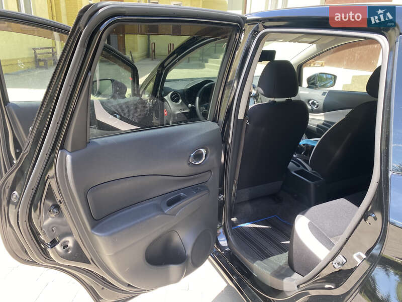 Хэтчбек Nissan Note 2017 в Львове