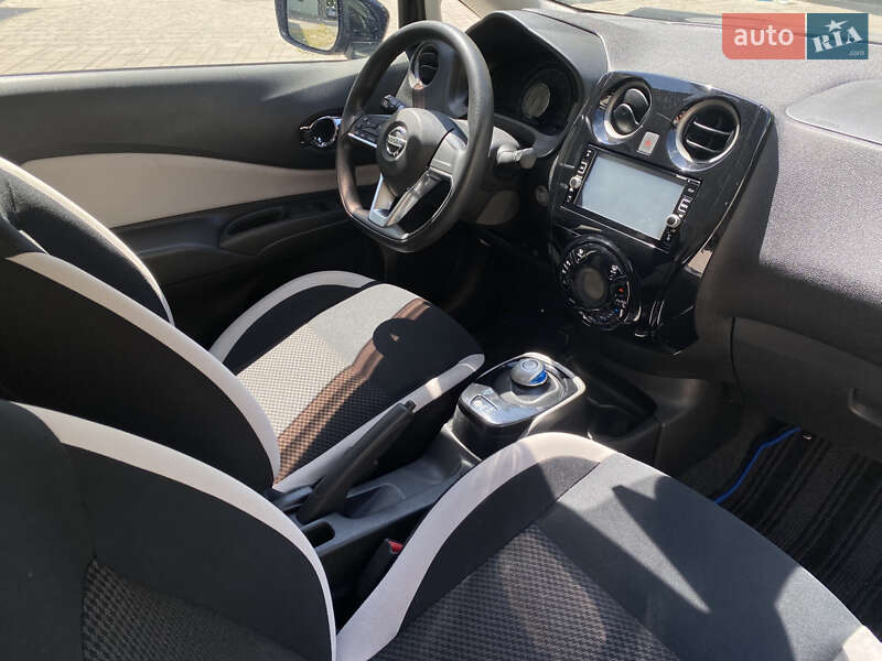 Хэтчбек Nissan Note 2017 в Львове