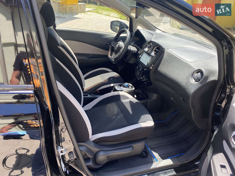 Хэтчбек Nissan Note 2017 в Львове