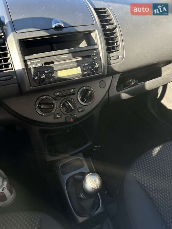 Хэтчбек Nissan Note 2006 в Луцке фото 15 Хэтчбек Nissan Note 2006 в Луцке