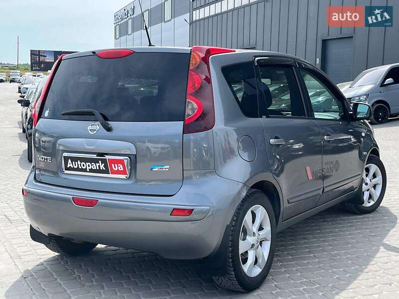 Хэтчбек Nissan Note 2011 в Львове