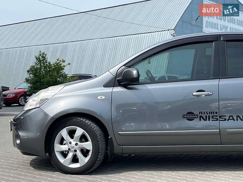 Хэтчбек Nissan Note 2011 в Львове