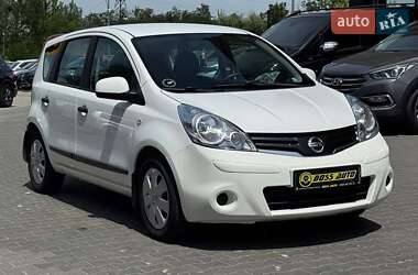 Хетчбек Nissan Note 2013 в Чернівцях