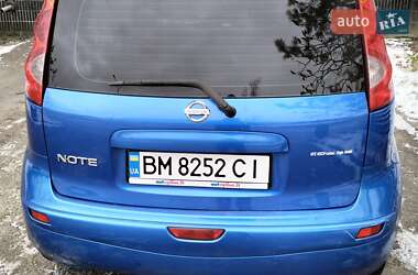 Хэтчбек Nissan Note 2008 в 