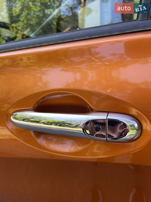 Хэтчбек Nissan Note 2017 в Киеве фото 19 Хэтчбек Nissan Note 2017 в Киеве