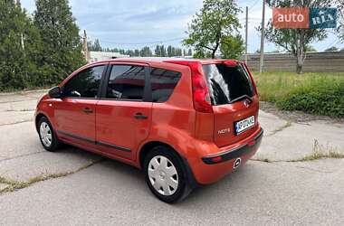 Хэтчбек Nissan Note 2006 в 