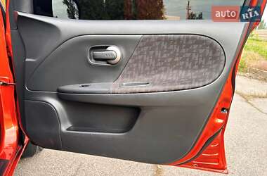 Хэтчбек Nissan Note 2006 в 