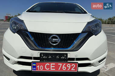 Хэтчбек Nissan Note 2017 в 