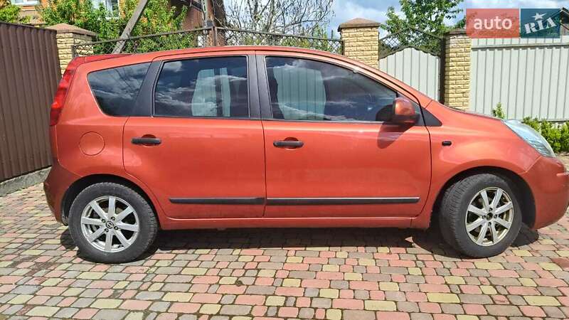 Хэтчбек Nissan Note 2008 в Броварах