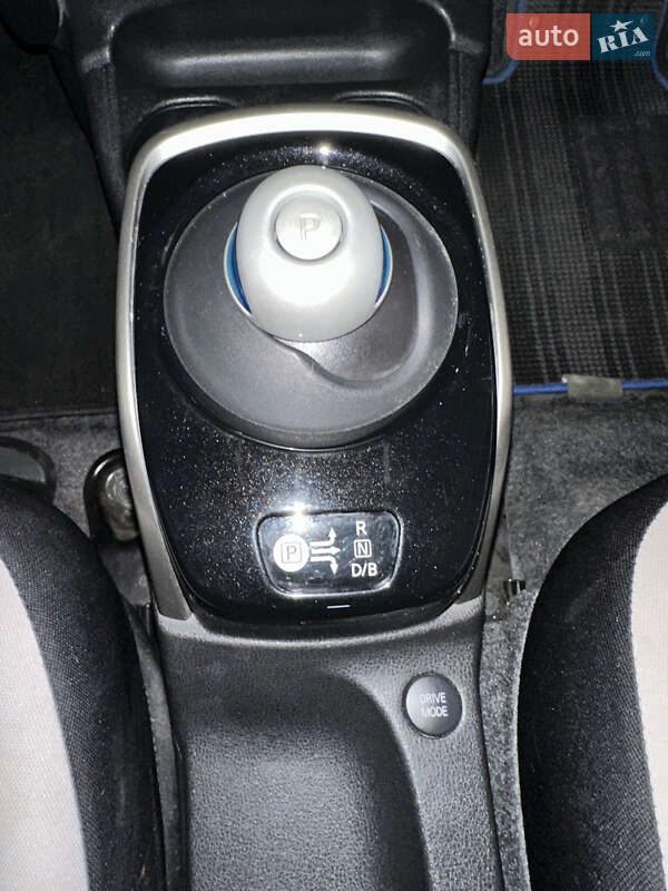 Хэтчбек Nissan Note 2017 в Киеве