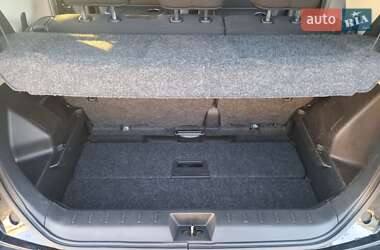 Хэтчбек Nissan Note 2006 в 