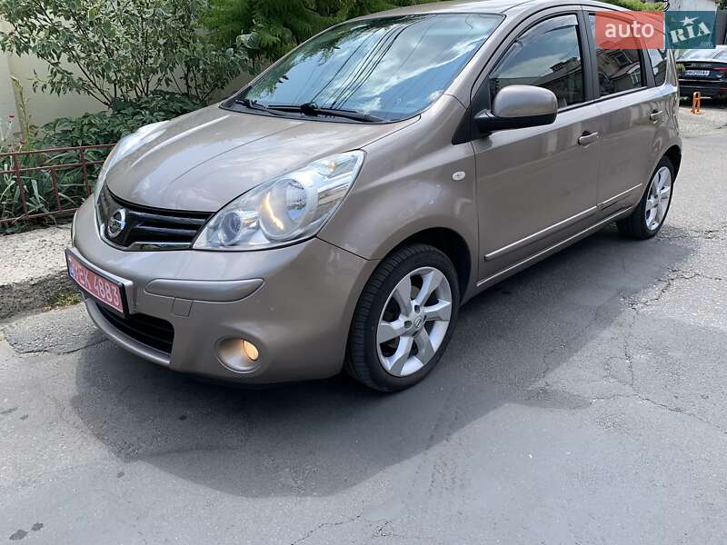 Хэтчбек Nissan Note 2009 в Одессе