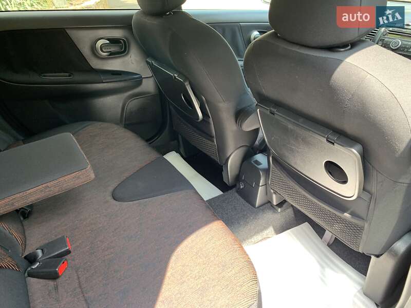 Хэтчбек Nissan Note 2009 в Одессе
