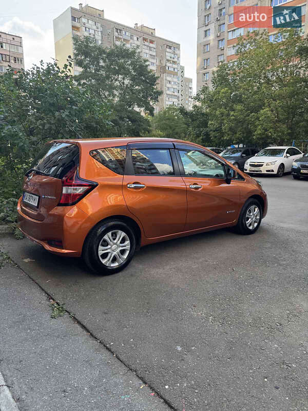 Хэтчбек Nissan Note 2017 в Киеве фото 26 Хэтчбек Nissan Note 2017 в Киеве