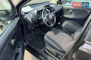 Хэтчбек Nissan Note 2006 в 