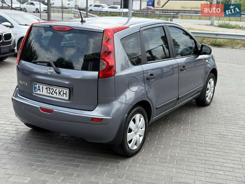 Хэтчбек Nissan Note 2008 в Киеве