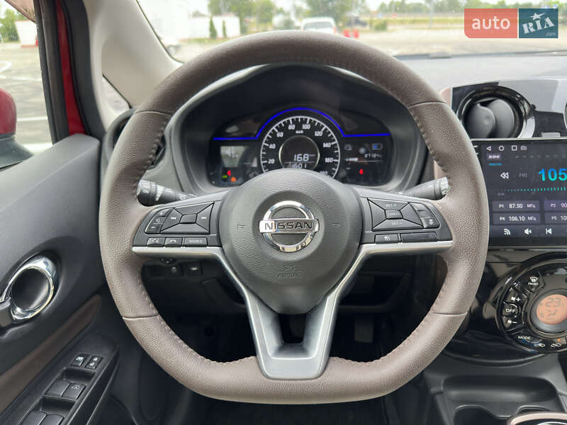 Хэтчбек Nissan Note 2017 в Киеве
